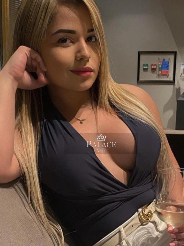 Jolie, Outcall Only, Brazilian Escort