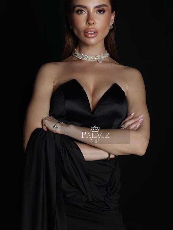 Eva, , Ukrainian  Escort