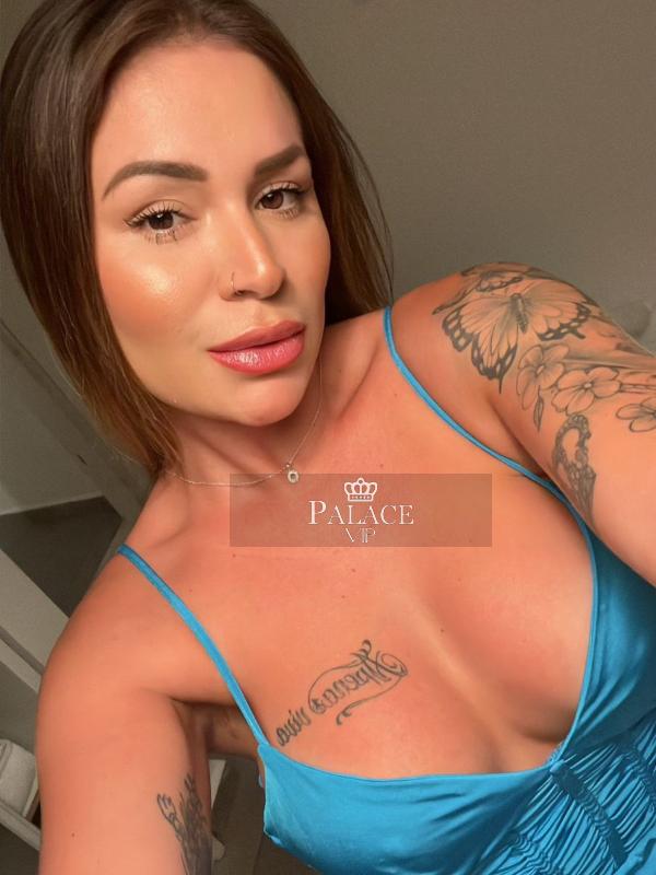 Julia, Edgware Rd, Brazilian  Escort