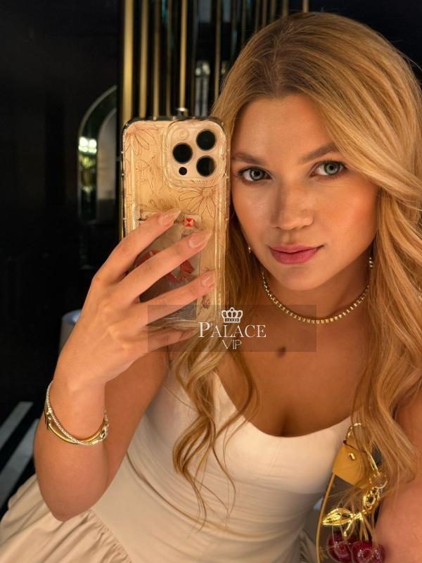 Angel, Knightsbridge, Brazilian Escort