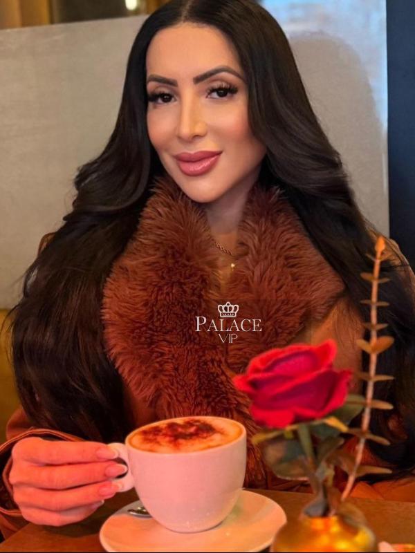 Priscilla, South Kensington, Brazilian Escort