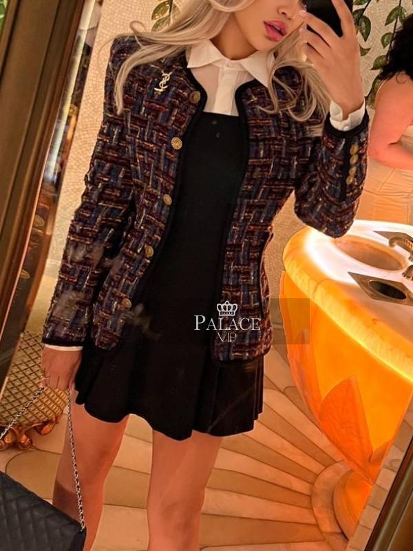 Chelly, Earls Court, French Escort