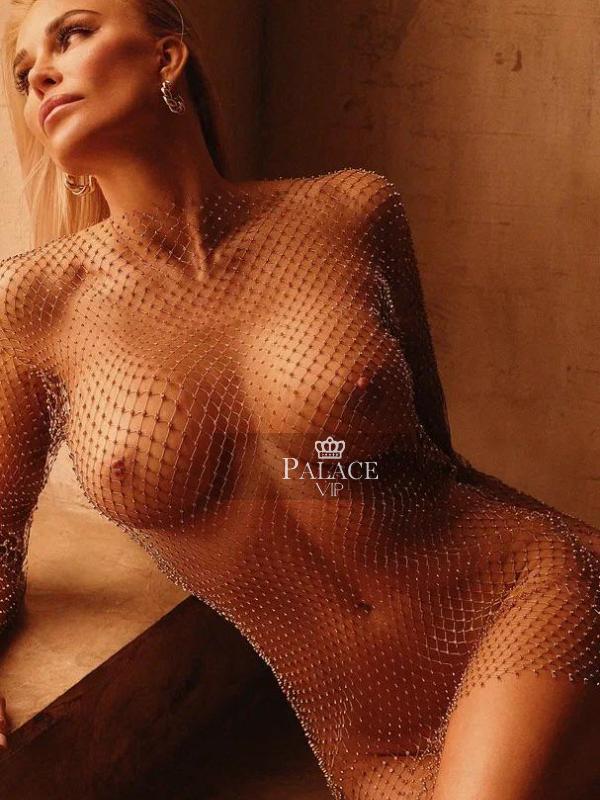 Elvira, , Russian Escort