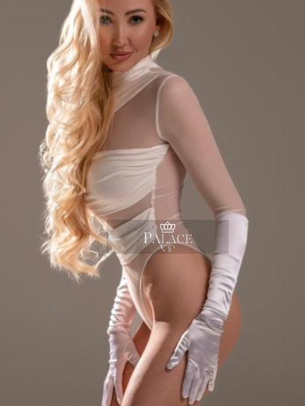 Masha, South Kensington, Russian Escort