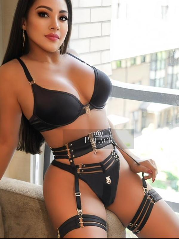 Luna, Notting Hill, Brazilian Escort