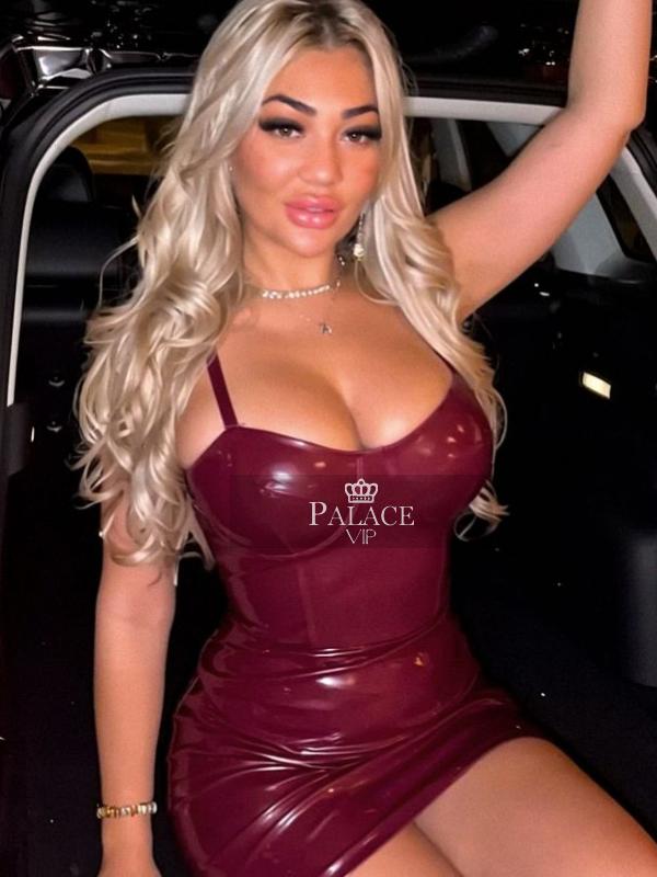 Erika, South Kensington, Eastern European Escort