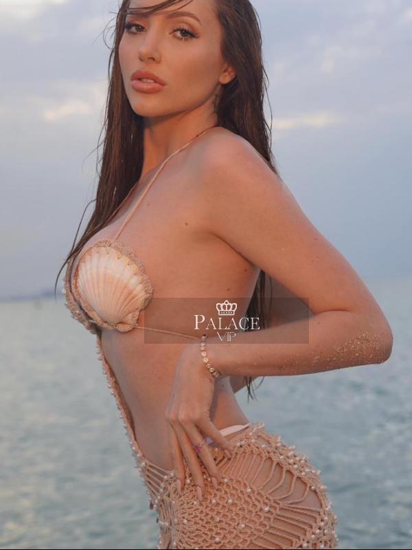 Ivanka, Earls Court, Brazilian Escort