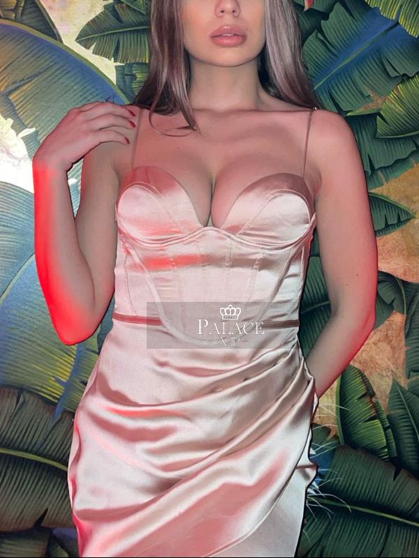 Veronica, Outcall Only, Romanian Escort