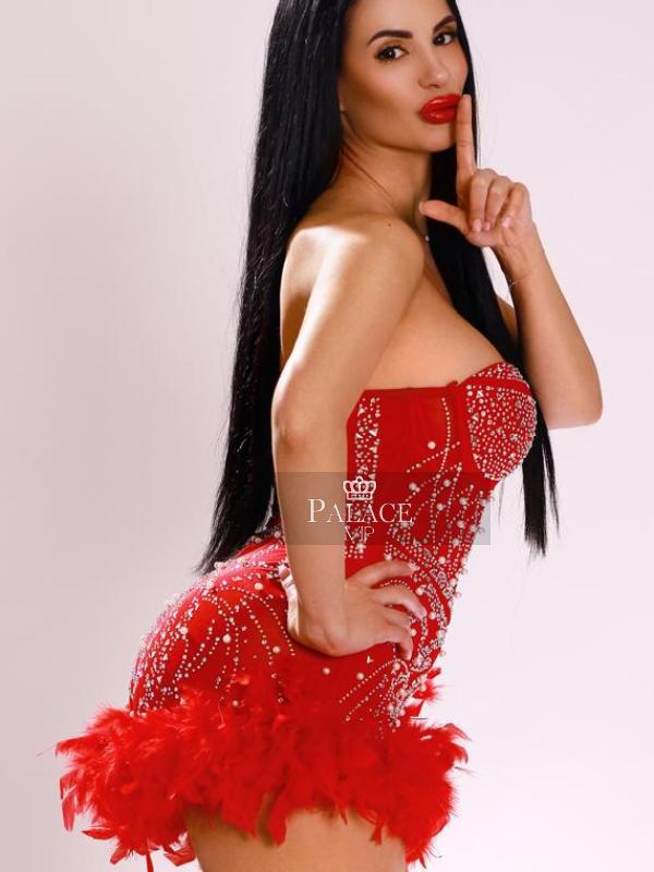 Anais, Gloucester Rd, Eastern European Escort