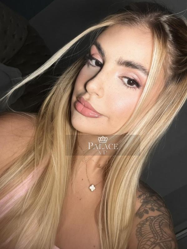 Sofia, Knightsbridge, Brazilian Escort