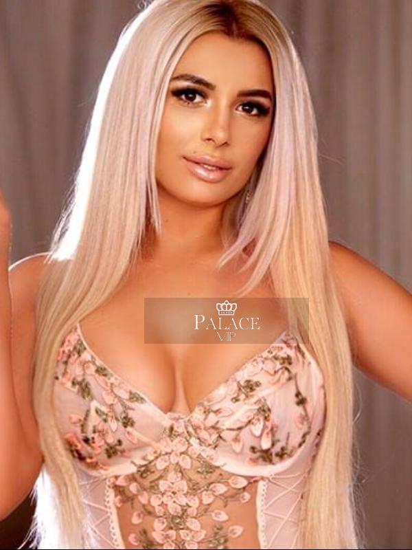 Julia, , Spanish Escort