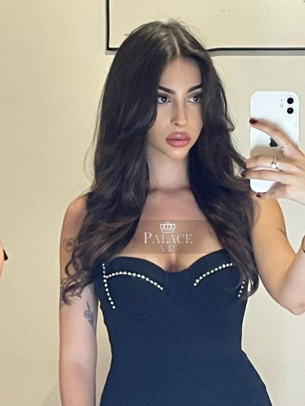 Yasmine, Knightsbridge, Spanish  Escort