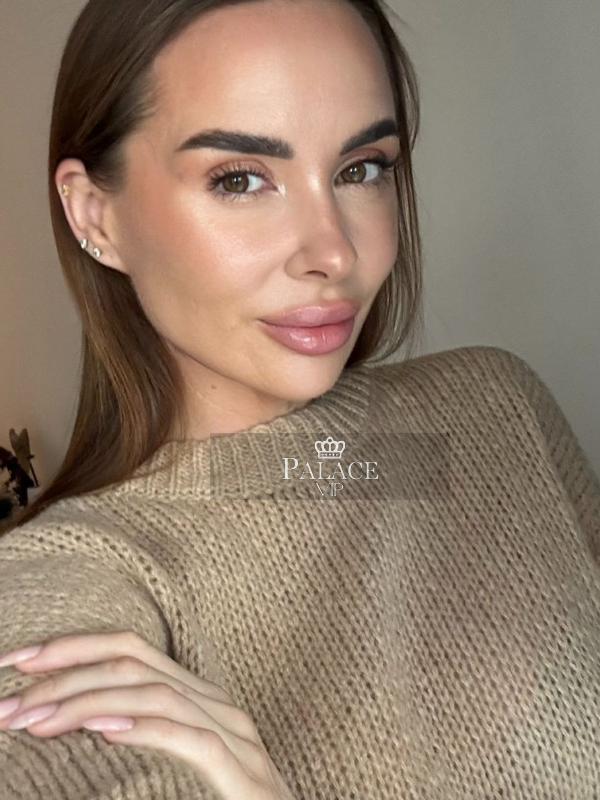 Eva, , Ukrainian  Escort