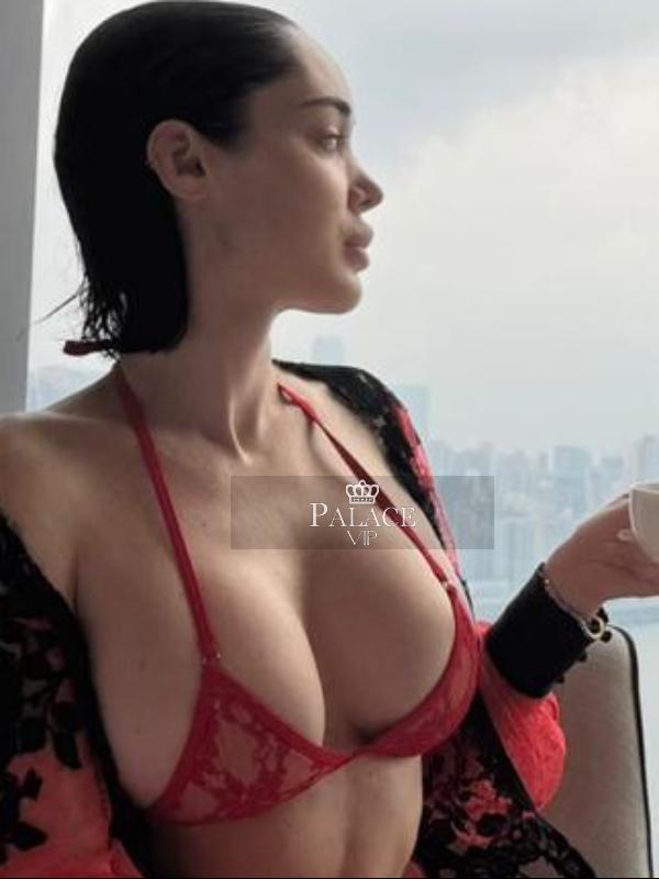 Victoria, Mayfair, French Escort