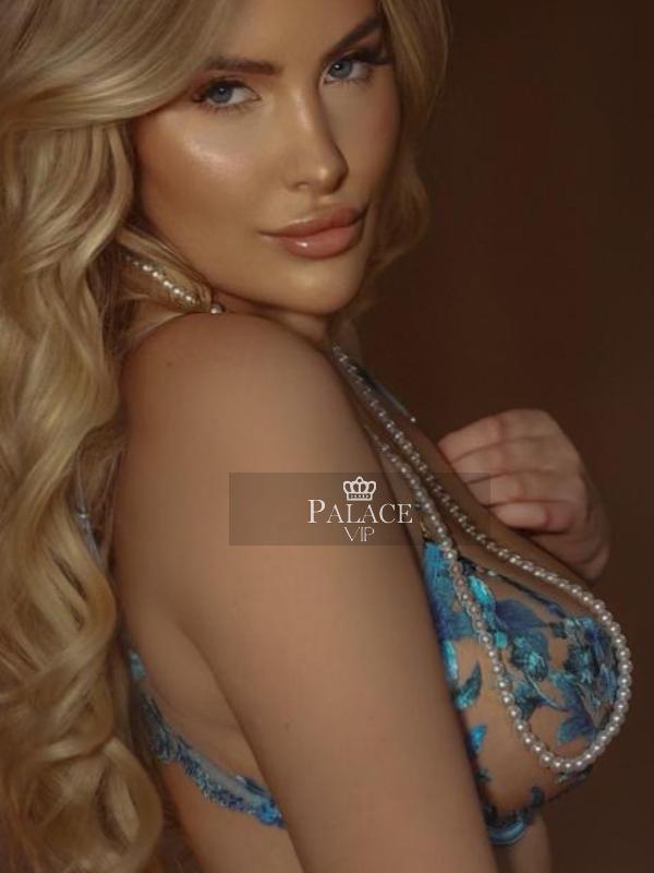 Natalia, Chelsea, Slovakian Escort