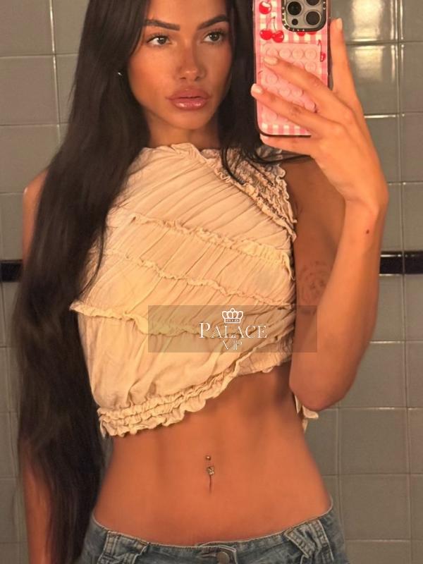 Skye, Outcall Only, Irish Escort