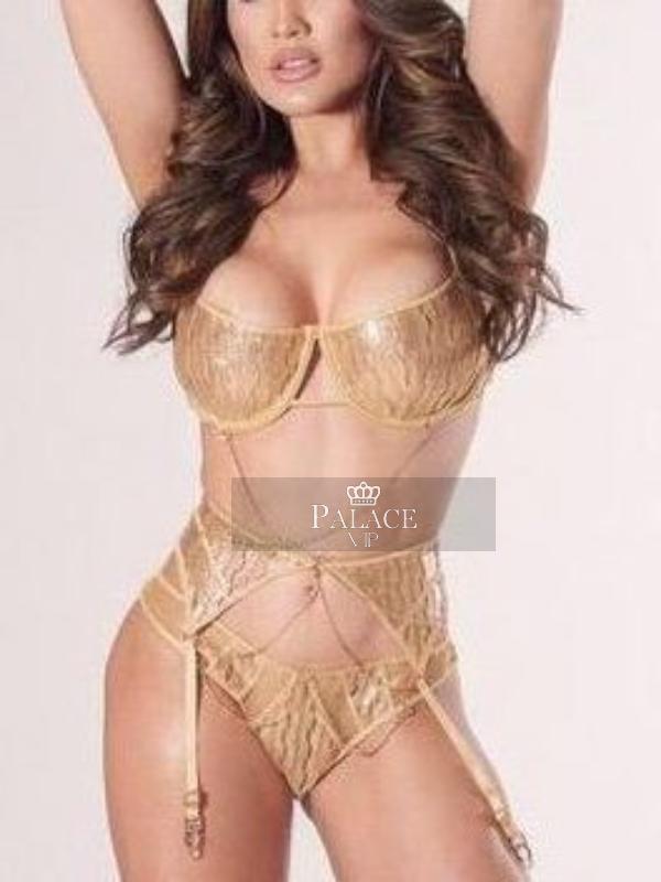 Amira, Mayfair, Brazilian Escort